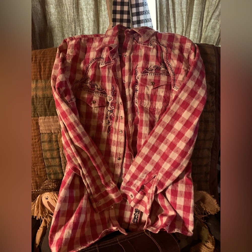 Ladies X-large Rock by wrangler shirt
